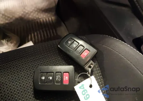 2016 Toyota Rav4 Hybrid Xle из США, поврежденный, VIN JTMRJREV8GD002353